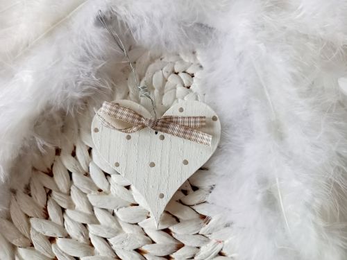 Kleiner Herzhänger * Weiß-Beige