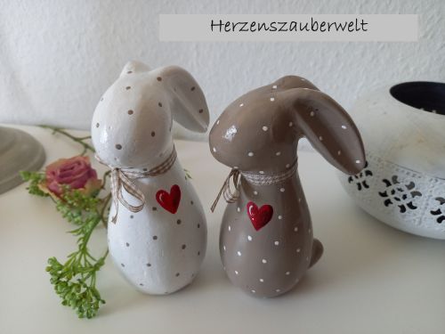 2 Osterhasen * Beton * Beige-Weiß * 15 cm * Herz * Hasenpaar * Pünktchen
