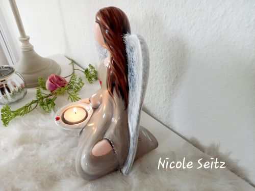 Engellicht handbemalt * Beige * Herz * Höhe 21 cm * Keramik