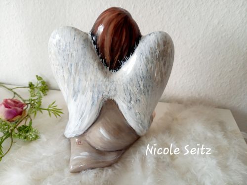 Engellicht handbemalt * Beige * Herz * Höhe 21 cm * Keramik