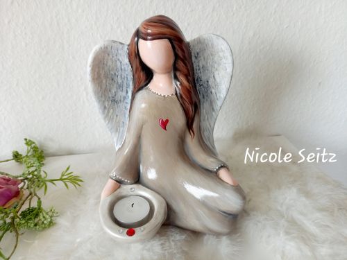 Engellicht handbemalt * Beige * Herz * Höhe 21 cm * Keramik