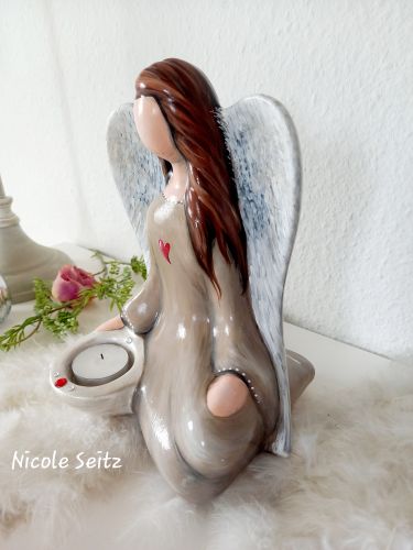 Engellicht handbemalt * Beige * Herz * Höhe 21 cm * Keramik