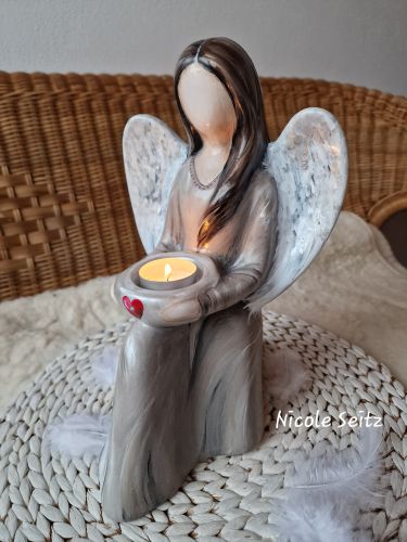 Engelfigur handbemalt * Herzenslicht * Herz * 29 x 18 x 22,5 cm * Keramik