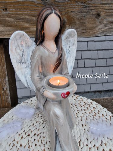 Engelfigur handbemalt * Herzenslicht * Herz * 29 x 18 x 22,5 cm * Keramik