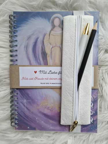 Bundle Engel-Terminplaner 2025 * mit Mäppchen (mit Kugelschreiber und Bleistift) und Postkarte * Geschenkset