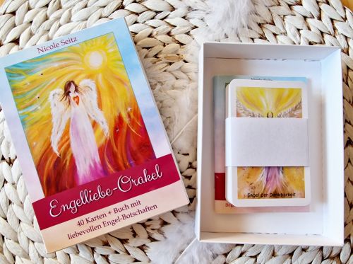 Engelliebe-Orakel * 40 Karten + Begleitbuch mit liebevollen Botschaften