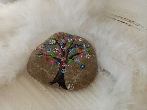 Stein * Lebensbaum * 8,2 x 7 x 1 cm