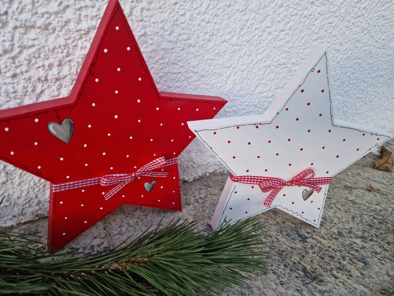 2 Sterne * Pünktchen * Rot-Weiß-Beige * 27 und 29 cm * zum Aufstellen