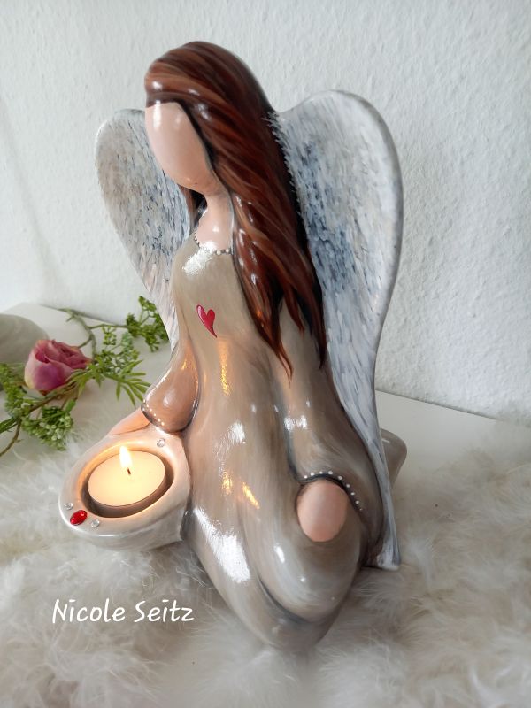 Engellicht handbemalt * Beige * Herz * Höhe 21 cm * Keramik