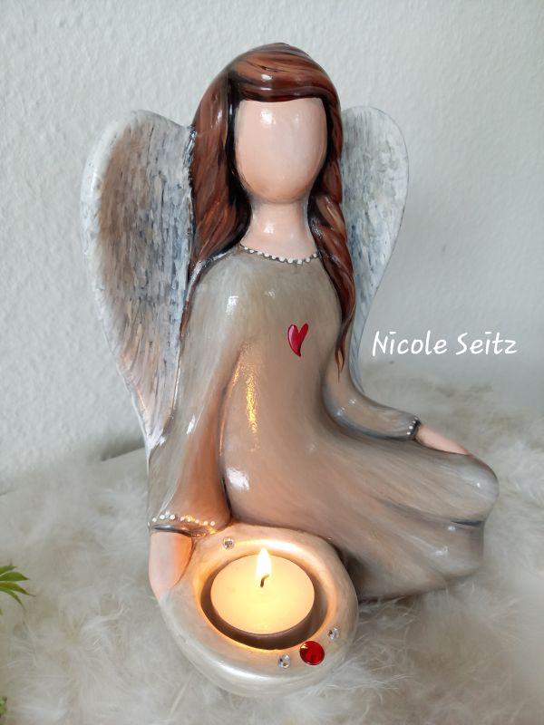 Engellicht handbemalt * Beige * Herz * Höhe 21 cm * Keramik