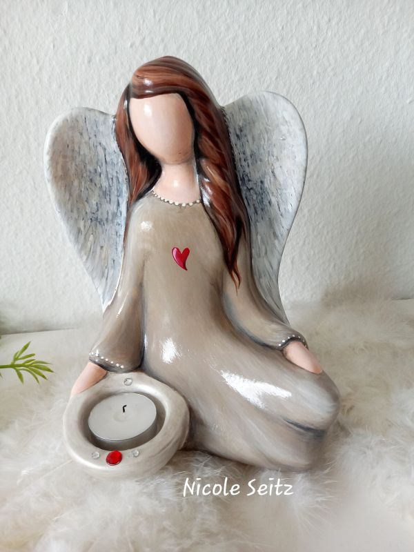 Engellicht handbemalt * Beige * Herz * Höhe 21 cm * Keramik