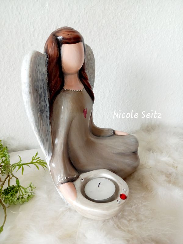 Engellicht handbemalt * Beige * Herz * Höhe 21 cm * Keramik