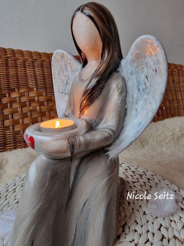 Engelfigur handbemalt * Herzenslicht * Herz * 29 x 18 x 22,5 cm * Keramik