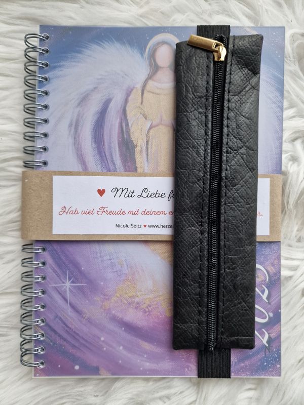Bundle Engel-Terminplaner 2025 * mit Mäppchen (mit Kugelschreiber und Bleistift) und Postkarte * Geschenkset