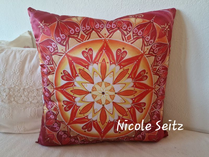 Kissen * Mandala "Leuchtender Kreis" 45 x 45 cm * Satin * mit Füllung
